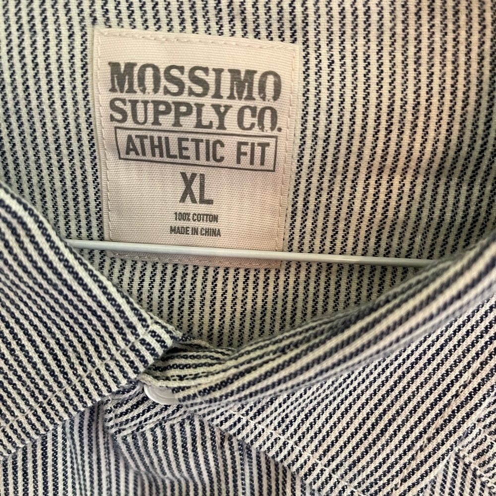 Western style long sleeve shirt